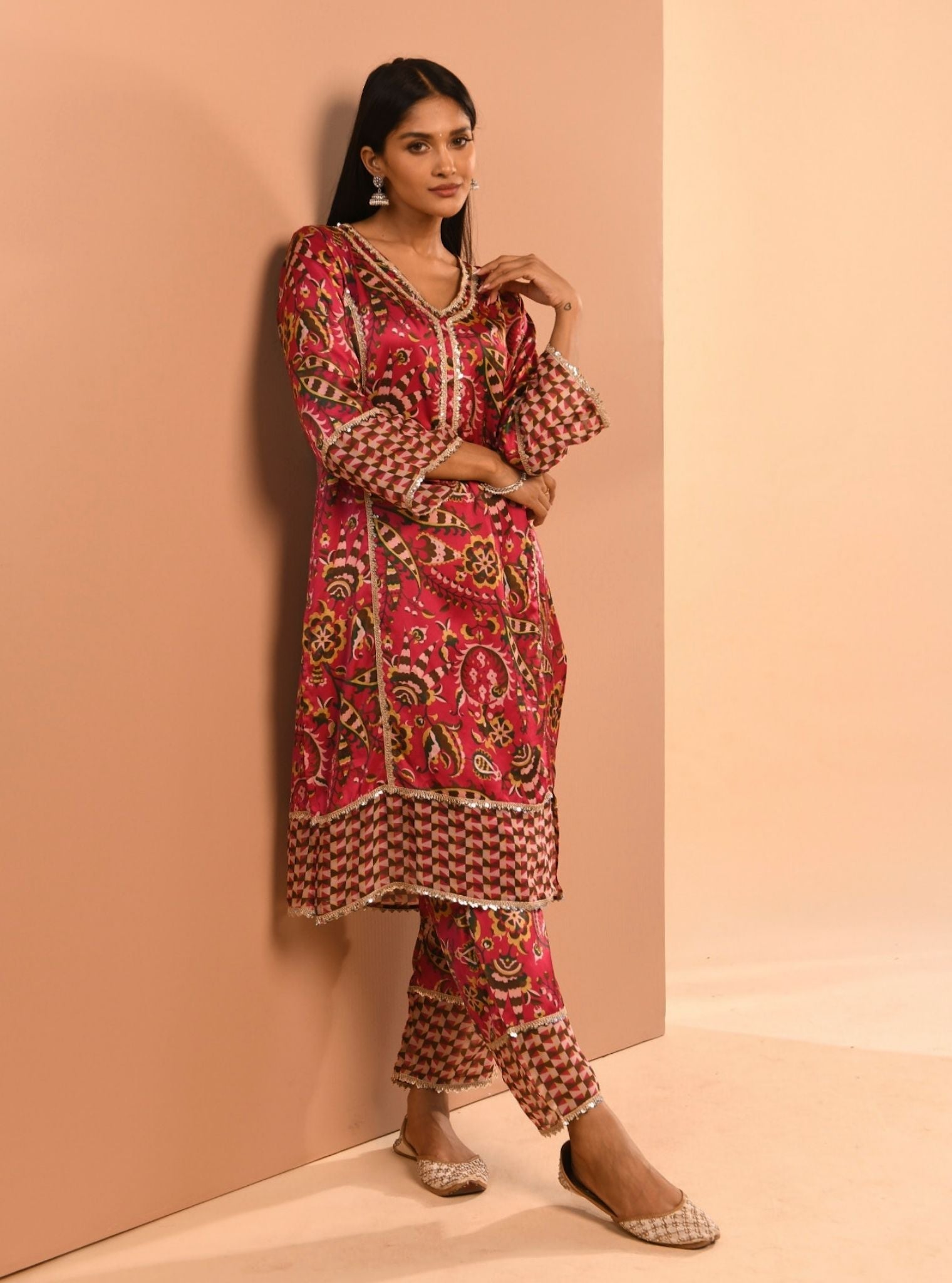 Mulmul Cupro Selah Fuchsia Kurta With Mulmul Selah Fuchsia Pant