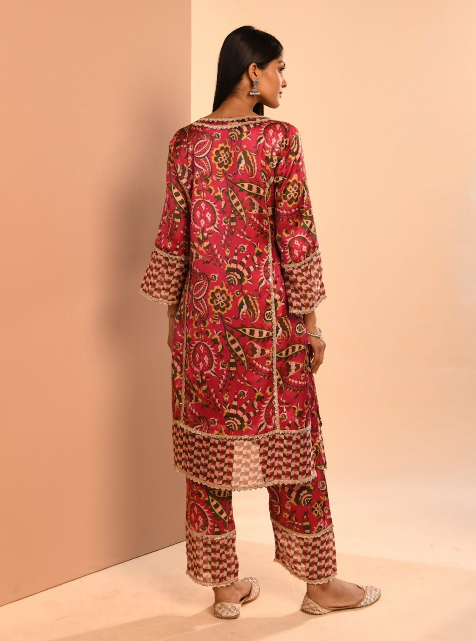 Mulmul Cupro Selah Fuchsia Kurta With Mulmul Selah Fuchsia Pant