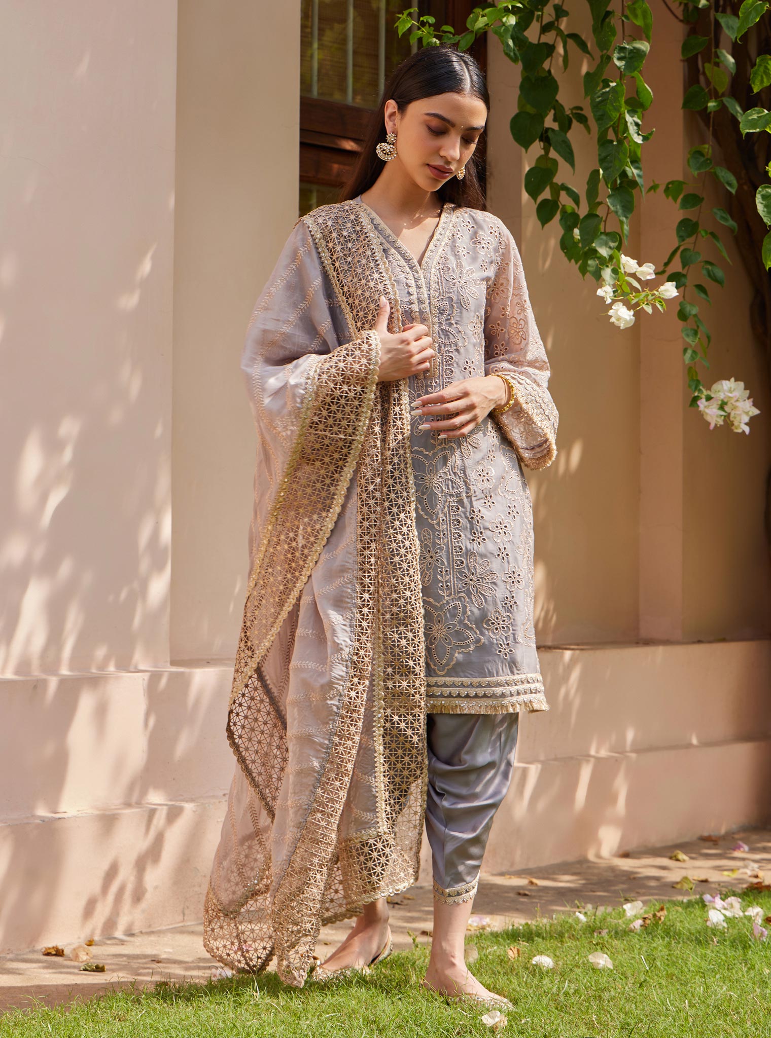 Mulmul Organza Ekani Grey Kurta with Mulmul Cupro Ekani Grey Salwar