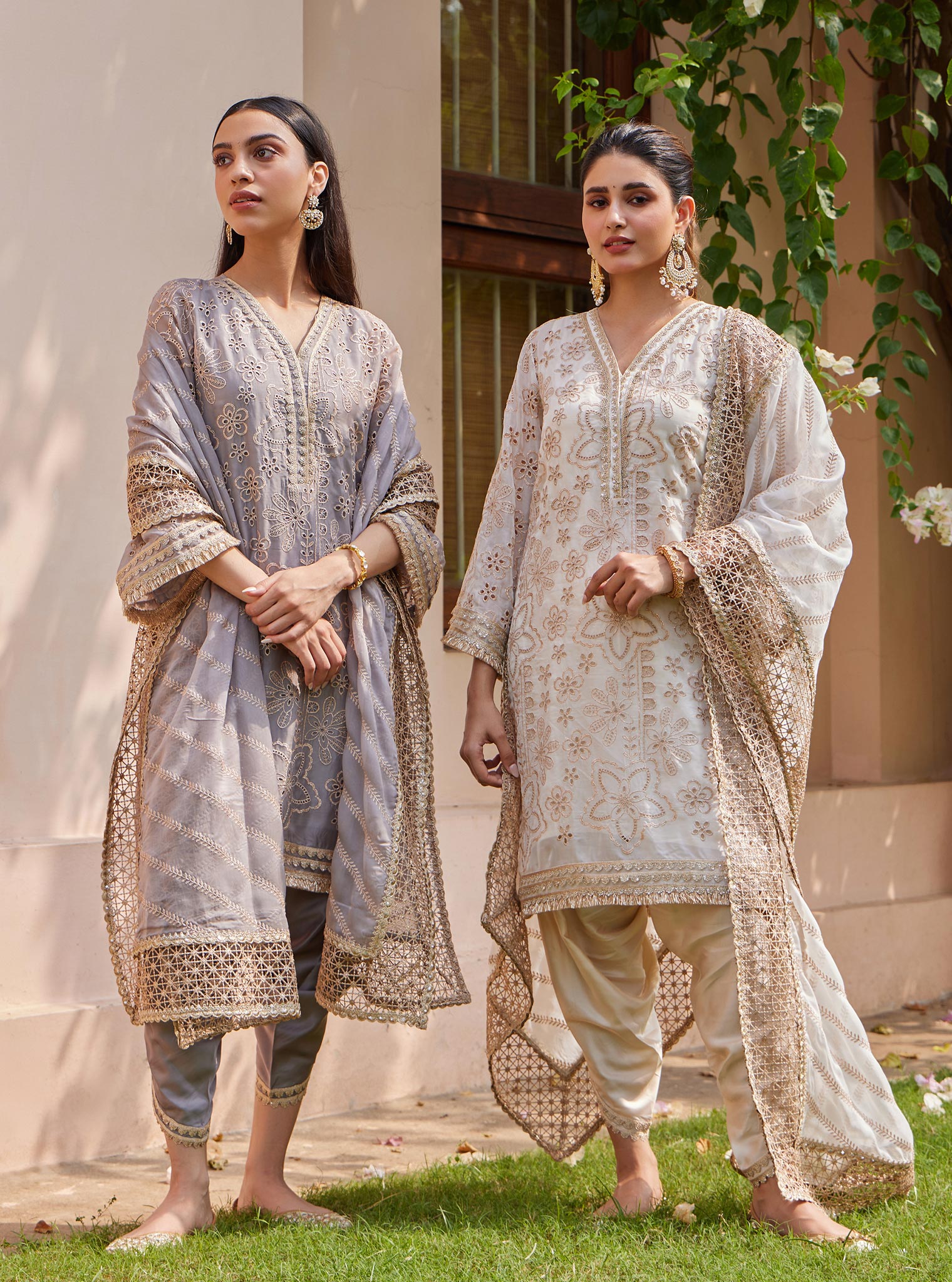 Mulmul Organza Ekani Grey Kurta with Mulmul Cupro Ekani Grey Salwar