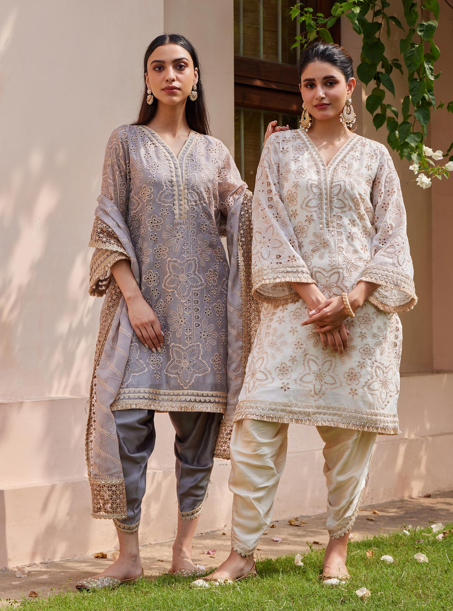 Mulmul Organza Ekani Grey Kurta with Mulmul Cupro Ekani Grey Salwar