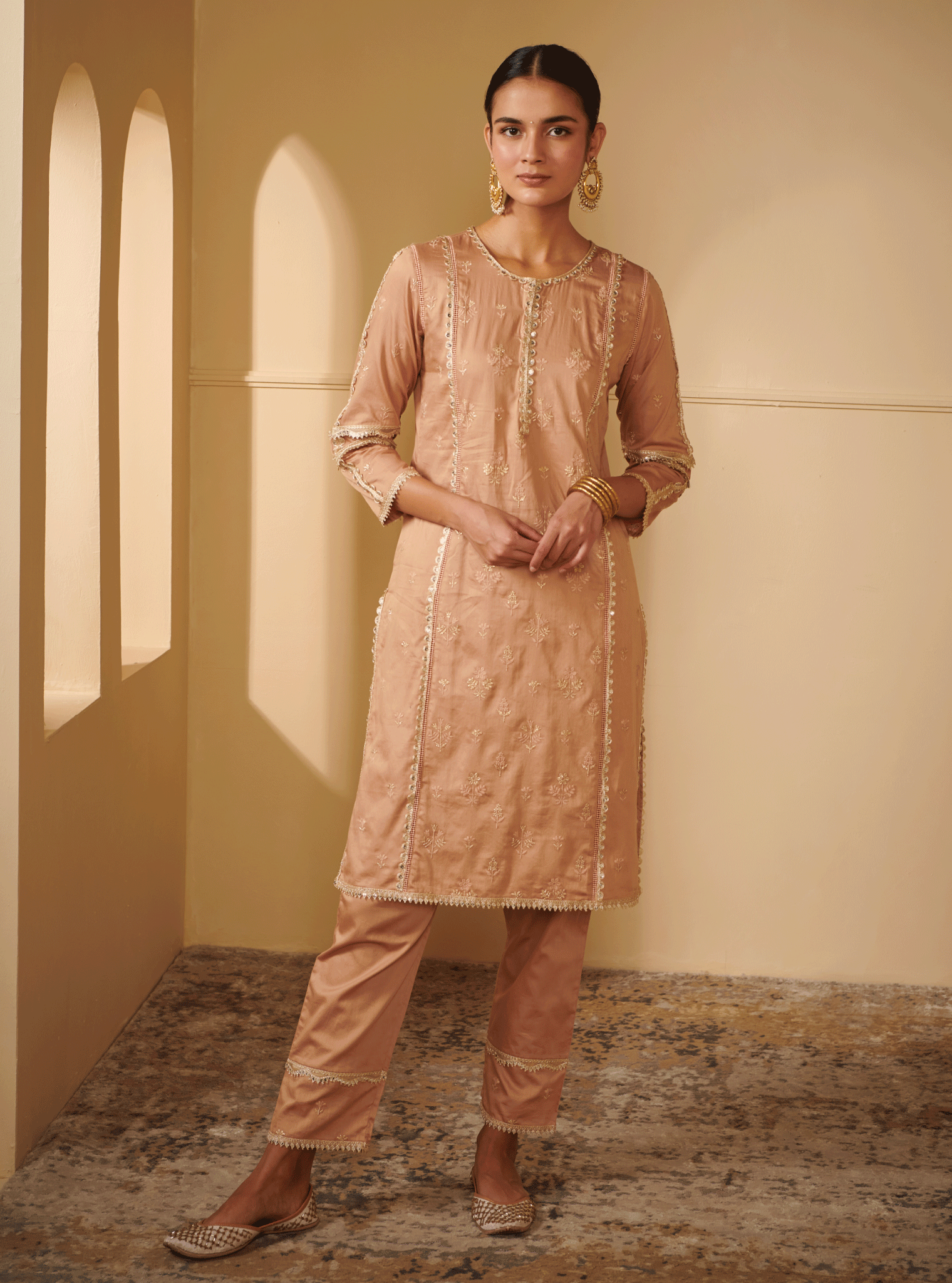 Mulmul Pima Satin Kaveri Brown Kurta With Kaveri Brown Pant