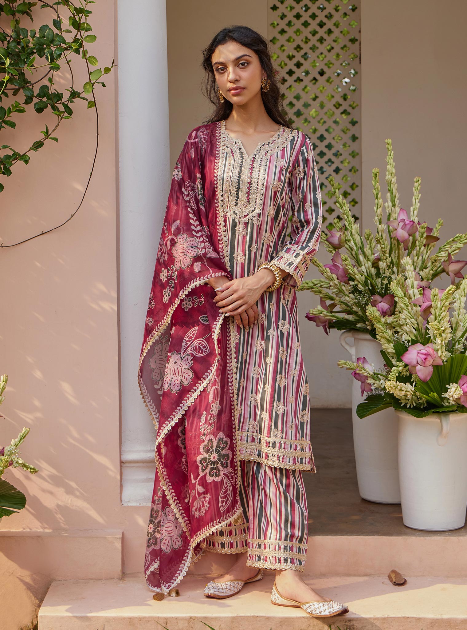 Mulmul Pima Avasa Pink Kurta with Mulmul Pima Avasa Pink Pant