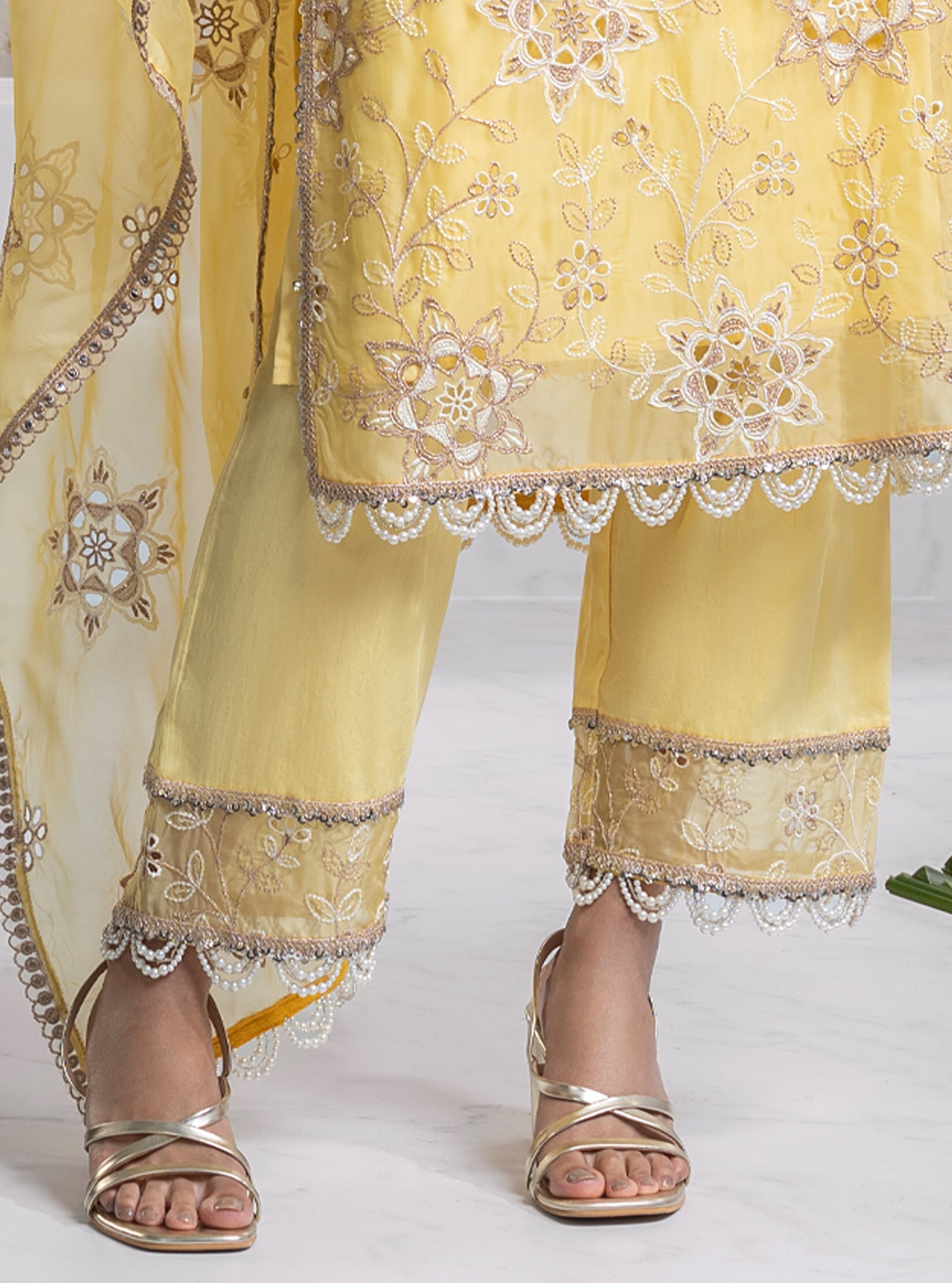 Mulmul Organza Jugni Yellow Kurta With Mulmul Pima Jugni Yellow Pant