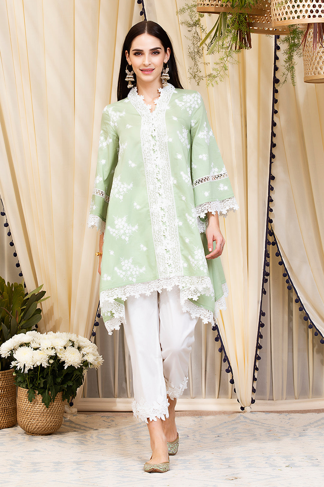 Mulmul Cotton Livia Kurta With Hibiscus Pyajama