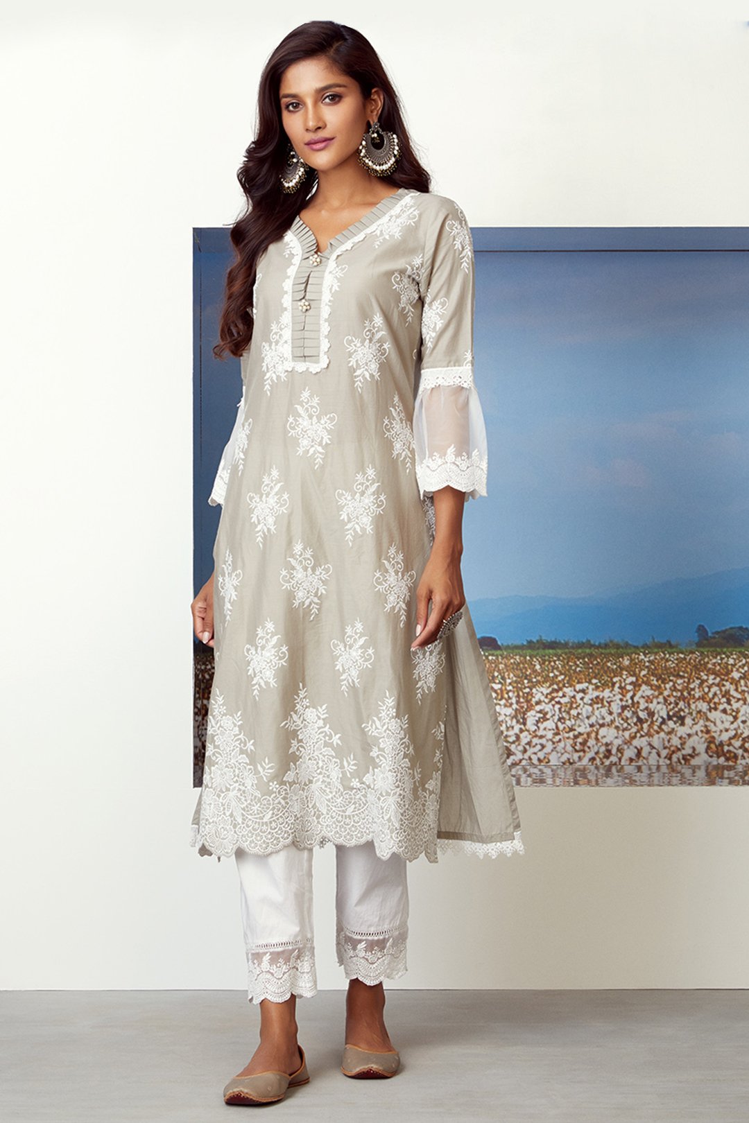 Mulmul Cotton Silver Comet Kurta With Floral Organza Pant