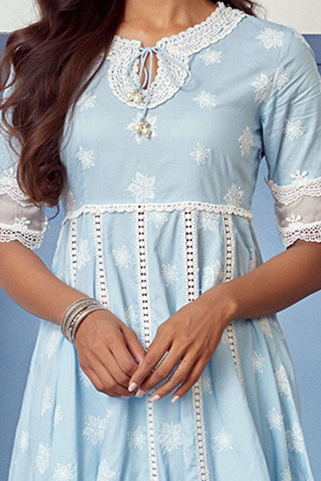 Mulmul Cotton Star Gaze Light Blue Kurta With Floral Organza White Pyajama