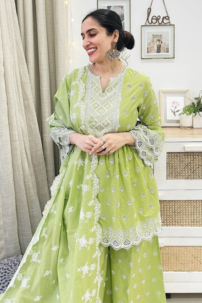 Mulmul Cotton Brazen Green Kurta With Brazen Green Sharara