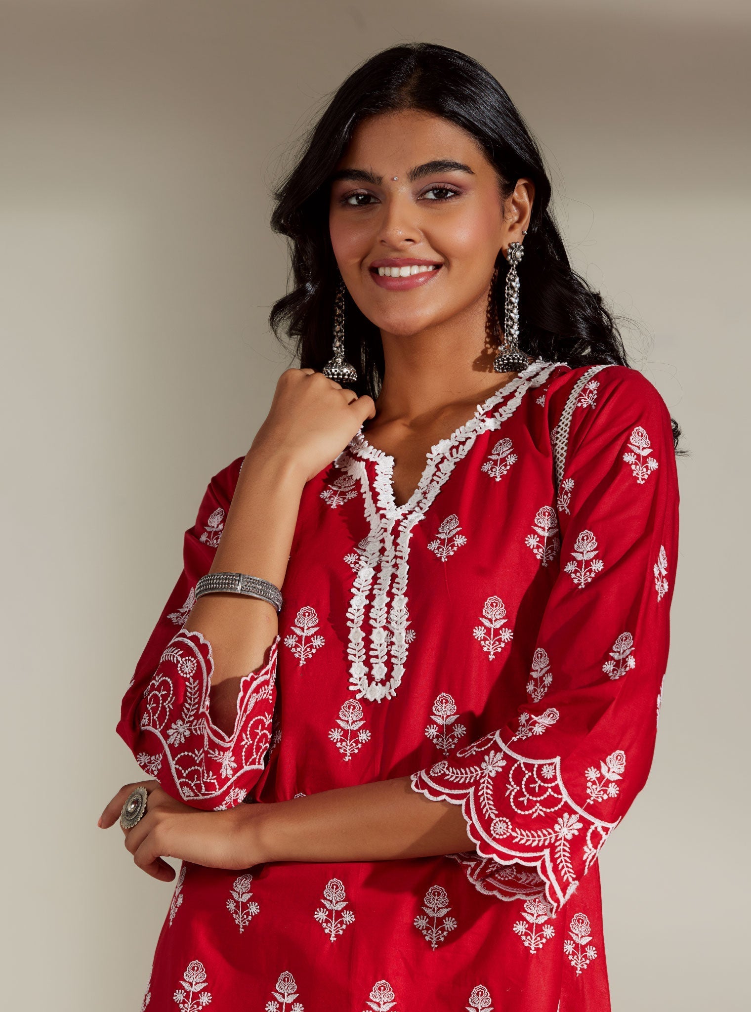 Mulmul Cotton Keily Red Kurta With Mulmul Cotton Diagonal Lace White Pant