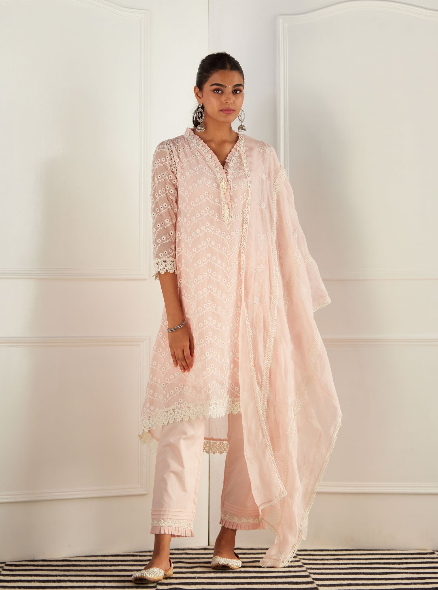 Mulmul Organza Pharis Pink Kurta With Cotton Pharis Pink Pant